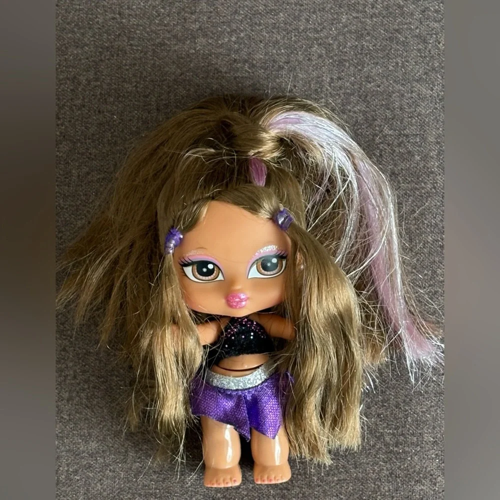 Stylish Doll with Purple Skirt and Black Top - Picture 4 of 6